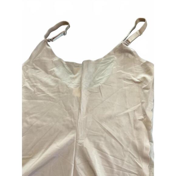 Assets Spanx Light Beige Women's Shapewear Bodysuit with Adjustable Straps - Picture 7 of 13
